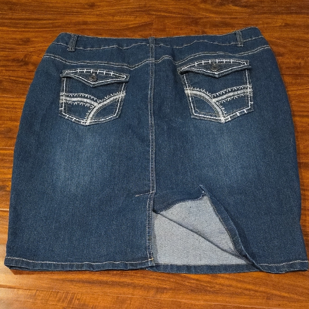 Classic Denim Pencil Skirt - Picture 2 of 4